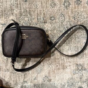 Coach Mini Jamie Camera Bag In Signature
Canvas